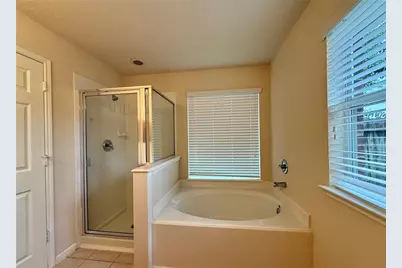 17327 Shadow Ledge Drive, Houston, TX 77095 - Photo 11