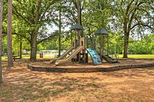 10085 Calendar St, Willis, TX 77318 - Photo 31