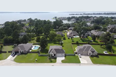 6038 Leeward Island Drive, Conroe, TX 77304 - Photo 47