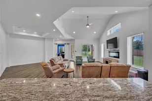 6038 Leeward Is Dr, Conroe, TX 77304 - Photo 13