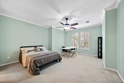 90 McGowen St, Houston, TX 77006 - Photo 17