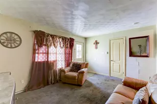1202 Hunter Dr, Texas City, TX 77590 - Photo 11