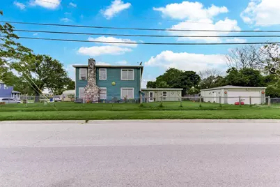 1202 Hunter Drive, Texas City, TX 77590 - Photo 1