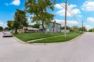 1202 Hunter Dr, Texas City, TX 77590 - Photo 5