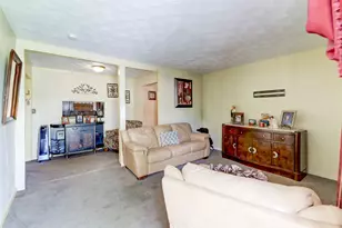 1202 Hunter Dr, Texas City, TX 77590 - Photo 9