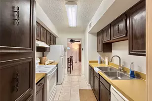 11002 Hammerly Blvd, Houston, TX 77043 - Photo 9