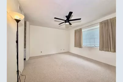 11002 Hammerly Boulevard #88, Houston, TX 77043 - Photo 11