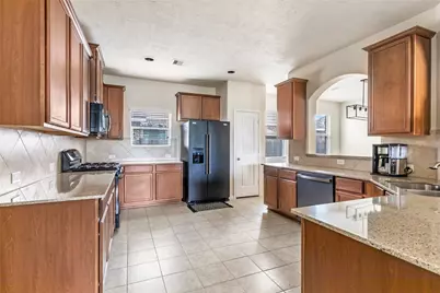 13602 Kodiak Brown Bear Street, Crosby, TX 77532 - Photo 37