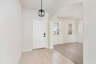 13602 Kodiak Brown Bear St, Crosby, TX 77532 - Photo 5