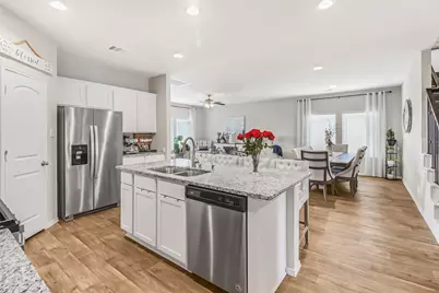 18300 Porters Mill Court, New Caney, TX 77357 - Photo 7