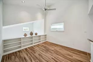 530 W 26th St, Houston, TX 77008 - Photo 31