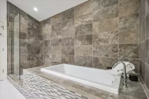 530 W 26th St, Houston, TX 77008 - Photo 35