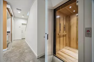 530 W 26th St, Houston, TX 77008 - Photo 15