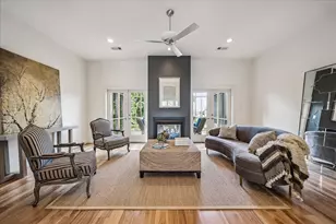 530 W 26th St, Houston, TX 77008 - Photo 23