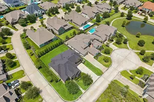 12810 Shire Mills Ct, Cypress, TX 77429 - Photo 3