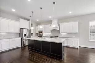 12810 Shire Mills Ct, Cypress, TX 77429 - Photo 11
