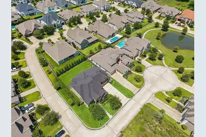 12810 Shire Mills Court, Cypress, TX 77429 - Photo 3