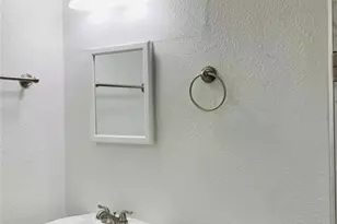 1114 Joe Annie St, Houston, TX 77019 - Photo 7