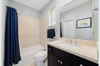 1010 G W 24th Street #G, Houston, TX 77008 - Photo 7