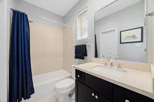 1010 W 24th St, Houston, TX 77008 - Photo 7