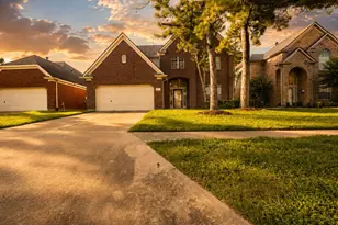 9522 Hanging Moss Trail, Houston, TX 77064 - Photo 3