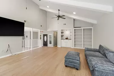 12035 Indian Wells Drive, Houston, TX 77066 - Photo 9
