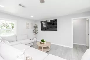 1119 Regal St, Houston, TX 77034 - Photo 3