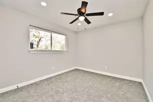 2035 Round Spring Dr, Houston, TX 77339 - Photo 11