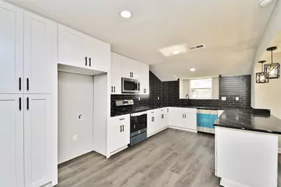 2035 Round Spring Drive, Houston, TX 77339 - Photo 3