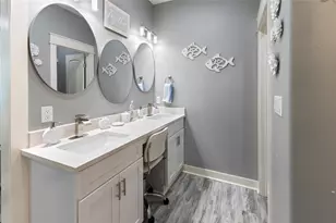 965 Wommack, Crystal Beach, TX 77650 - Photo 17