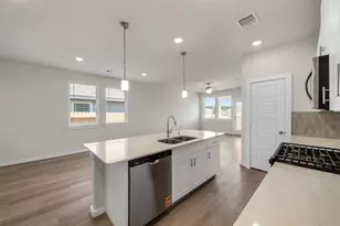 335 Willow Sage Ct, Montgomery, TX 77316 - Photo 7