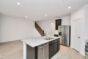 5143 Sunset Oaks Dr, Fresno, TX 77545 - Photo 7