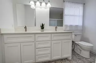 11323 Sageking Dr Dr, Houston, TX 77089 - Photo 19