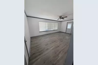 3818 Linkwood Drive, Houston, TX 77025 - Photo 9