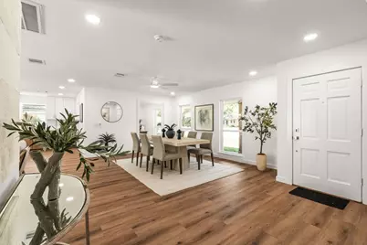 5207 Hummingbird Street, Houston, TX 77035 - Photo 9