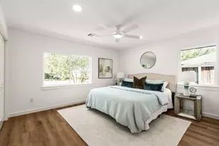 5207 Hummingbird St, Houston, TX 77035 - Photo 13