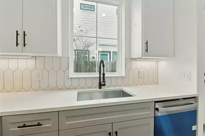 9902 Clark Road #B, Houston, TX 77076 - Photo 11