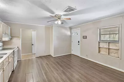 918 Big Deer Drive, Crosby, TX 77532 - Photo 5
