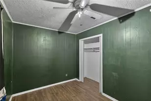 918 Big Deer Dr, Crosby, TX 77532 - Photo 17