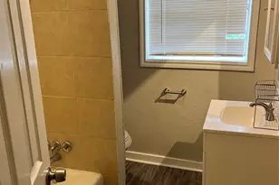 2321 Franklin St, La Marque, TX 77568 - Photo 7