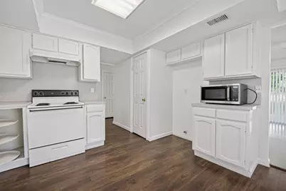 1106 E Red Cedar Circle, The Woodlands, TX 77380 - Photo 19