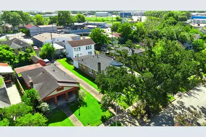 1569 Elliott Street, Houston, TX 77023 - Photo 37