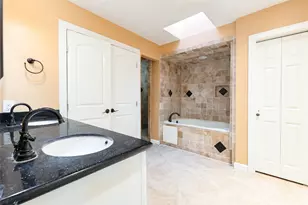 14015 Swiss Hill Dr, Houston, TX 77077 - Photo 13