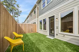 5213 Amber Sunrise Dr, Houston, TX 77018 - Photo 31