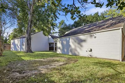 12107 Moorcreek Drive, Houston, TX 77070 - Photo 27