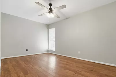 12107 Moorcreek Drive, Houston, TX 77070 - Photo 19