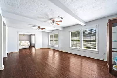 117 Pecan Drive, Baytown, TX 77520 - Photo 3