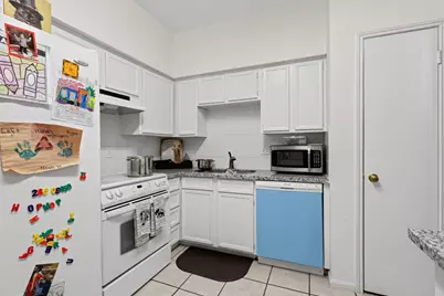 2100 Tanglewilde Street #384, Houston, TX 77063 - Photo 11