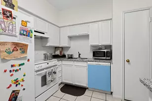 2100 Tanglewilde St, Houston, TX 77063 - Photo 11