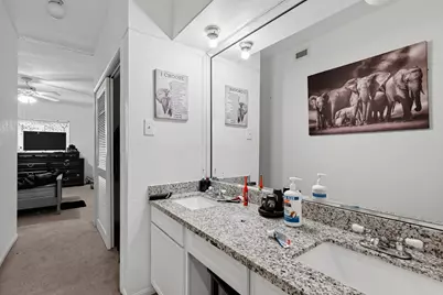 2100 Tanglewilde Street #384, Houston, TX 77063 - Photo 23